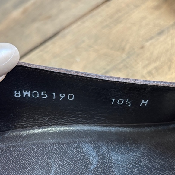 Stuart Weitzman Dark Brown Suede Heels - Picture 8 of 8